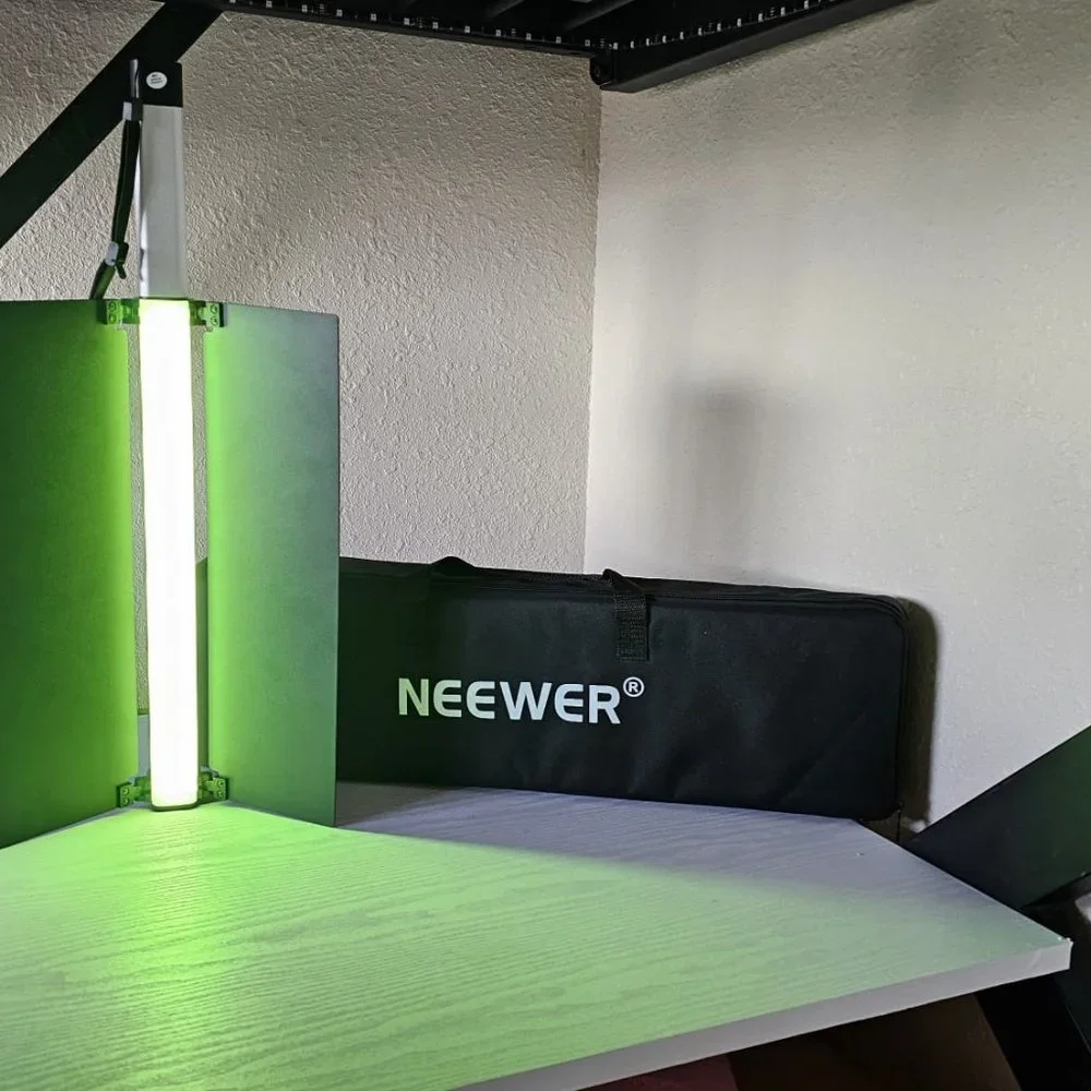 NEEWER CL124 RGB Handheld LED Light Stick Light Wand